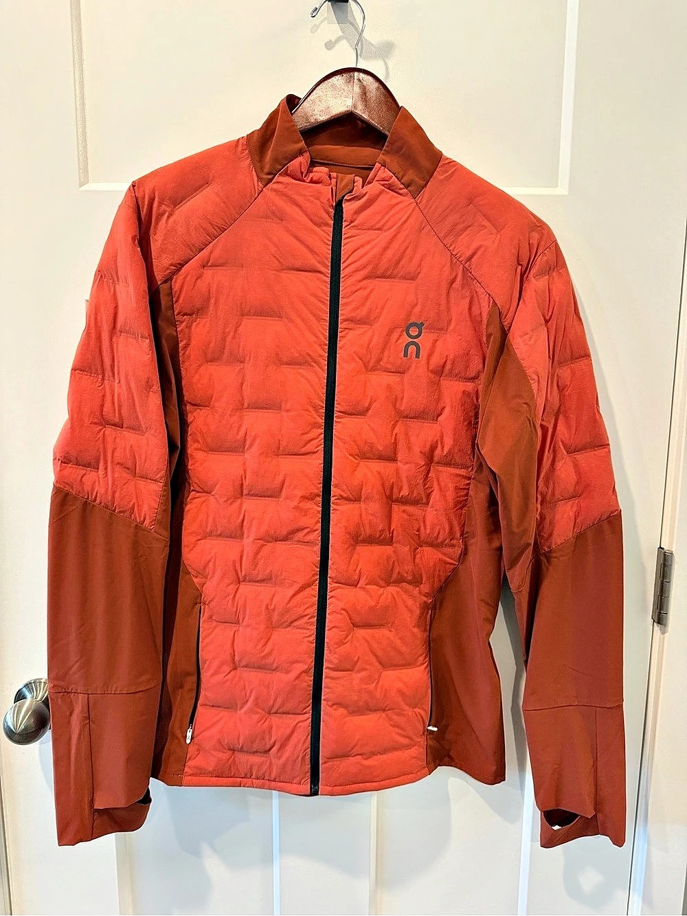 On Climate Jacket Quilted Performance Jacket in Orange Large